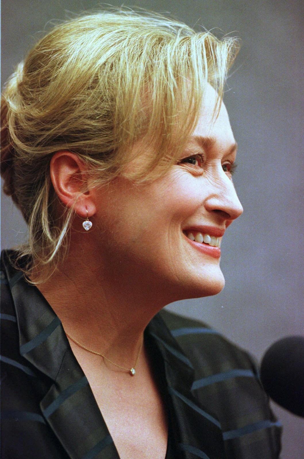 bettedavisaward1999007.jpg