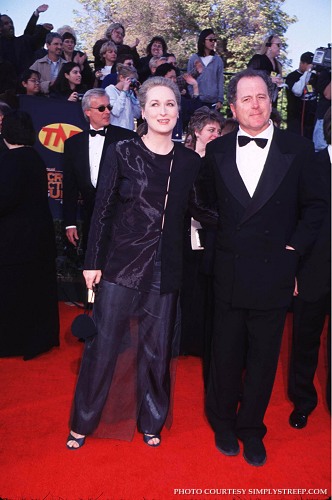 sagaward1999002.jpg