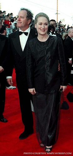 sagaward1999011.jpg