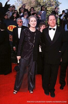 sagaward1999013.jpg