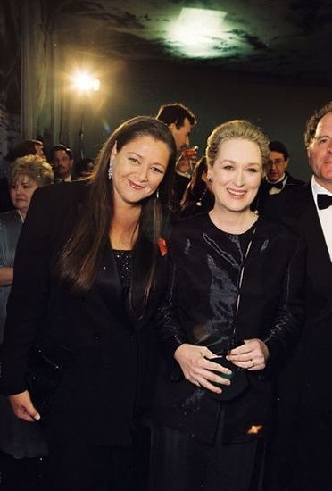 sagaward1999026.jpg