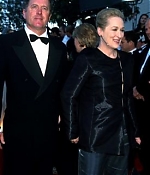 sagaward1999014.jpg