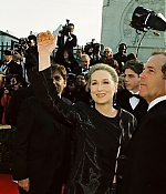 sagaward1999019.jpg