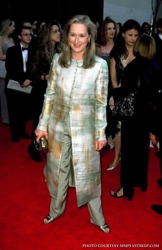 sagaward2000ca013.jpg