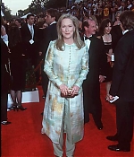 sagaward2000ca028.jpg