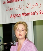 equalitynowpressconference2001005.jpg