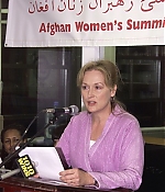 equalitynowpressconference2001008.jpg