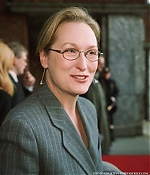Filename=nobelpeaceprize2001arrival005.jpg
Filesize=49KiB
Dimensions=422x500
Date added=Jun 27, 2009 nobelpeaceprize2001arrival005.jpg
