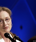 Filename=nobelpeaceprize2001press005.jpg
Filesize=41KiB
Dimensions=600x394
Date added=Jun 27, 2009 nobelpeaceprize2001press005.jpg