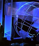 nobelpeaceprize2001show003.jpg