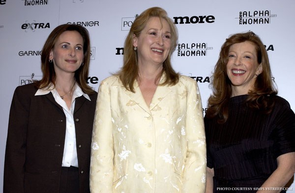 morealphawomanaward2003ca021.jpg