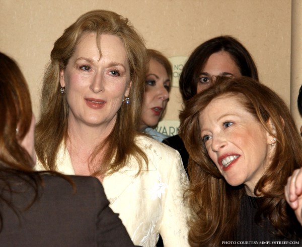 morealphawomanaward2003show001.jpg