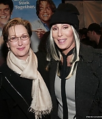 Filename=stuckonyouprem001.jpg
Filesize=63KiB
Dimensions=600x473
Date added=Jun 27, 2009 stuckonyouprem001.jpg