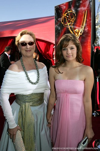 emmy2004ca016.jpg