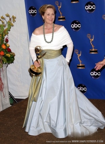 emmy2004press001-020.jpg