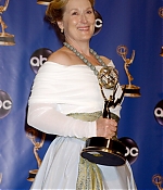 Filename=emmy2004press022-002.jpg
Filesize=71KiB
Dimensions=386x594
Date added=Feb 16, 2013 emmy2004press022-002.jpg