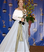 Filename=emmy2004press022-019.jpg
Filesize=84KiB
Dimensions=385x594
Date added=Feb 16, 2013 emmy2004press022-019.jpg