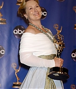 Filename=emmy2004press014.jpg
Filesize=39KiB
Dimensions=325x500
Date added=Jun 27, 2009 emmy2004press014.jpg