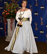 Filename=emmy2004press022.jpg
Filesize=65KiB
Dimensions=400x500
Date added=Jun 27, 2009 emmy2004press022.jpg