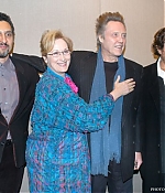 Filename=lincolncentertributetowalken030.jpg
Filesize=52KiB
Dimensions=600x396
Date added=Jun 27, 2009 lincolncentertributetowalken030.jpg