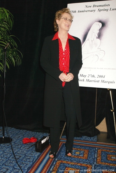 newdramaticluncheon2004ca009-001.jpg