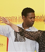 Filename=venice2004photocall012.jpg
Filesize=75KiB
Dimensions=600x391
Date added=Jun 27, 2009 venice2004photocall012.jpg