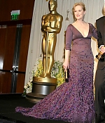 Filename=oscar2006press011-052.jpg
Filesize=123KiB
Dimensions=384x480
Date added=Feb 10, 2013 oscar2006press011-052.jpg