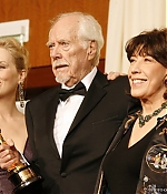 Filename=oscar2006press014.jpg
Filesize=64KiB
Dimensions=600x415
Date added=Jun 11, 2009 oscar2006press014.jpg
