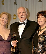 Filename=oscar2006press027.jpg
Filesize=78KiB
Dimensions=600x480
Date added=Jun 11, 2009 oscar2006press027.jpg