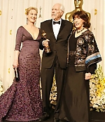 Filename=oscar2006press040.jpg
Filesize=51KiB
Dimensions=331x500
Date added=Jun 11, 2009 oscar2006press040.jpg