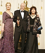 Filename=oscar2006press042.jpg
Filesize=46KiB
Dimensions=327x500
Date added=Jun 11, 2009 oscar2006press042.jpg