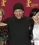 Filename=berlinale2006photocall010-012.jpg
Filesize=42KiB
Dimensions=400x273
Date added=Feb 10, 2013 berlinale2006photocall010-012.jpg