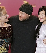 Filename=berlinale2006photocall006.jpg
Filesize=68KiB
Dimensions=600x391
Date added=Jun 11, 2009 berlinale2006photocall006.jpg