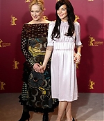 Filename=berlinale2006photocall018.jpg
Filesize=43KiB
Dimensions=333x500
Date added=Jun 11, 2009 berlinale2006photocall018.jpg
