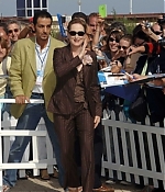 Filename=deauville2006photocall015-005.jpg
Filesize=110KiB
Dimensions=316x475
Date added=Feb 10, 2013 deauville2006photocall015-005.jpg