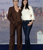 Filename=deauville2006photocall030-006.jpg
Filesize=95KiB
Dimensions=315x476
Date added=Feb 10, 2013 deauville2006photocall030-006.jpg