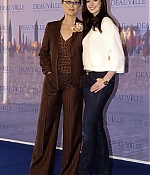 Filename=deauville2006photocall030.jpg
Filesize=40KiB
Dimensions=307x500
Date added=Jun 11, 2009 deauville2006photocall030.jpg