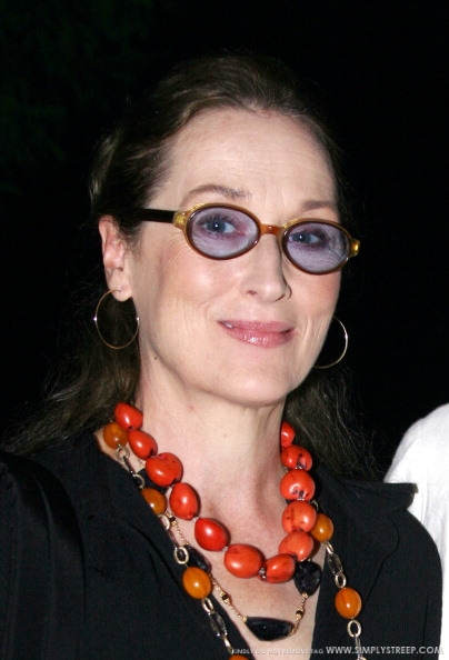 mothercourageopening032.jpg