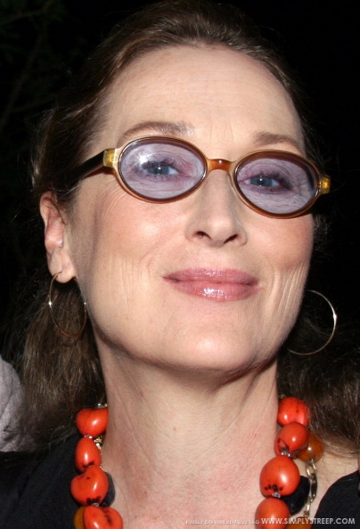 mothercourageopening035.jpg