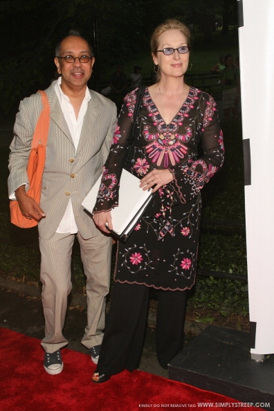 publictheatersummergala2006010-004.jpg