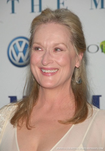 mammamianyprem028.jpg