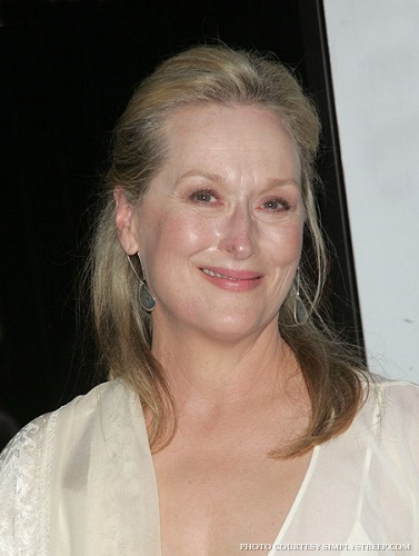 mammamianyprem029.jpg