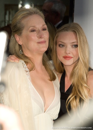 mammamianyprem061.jpg