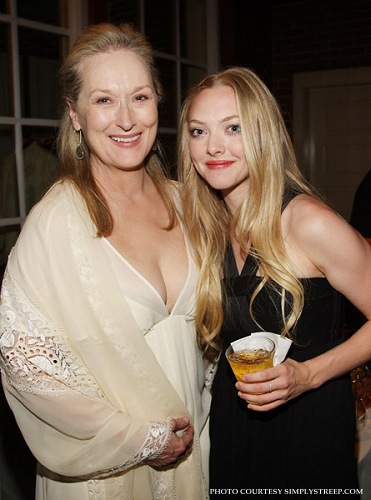 mammamianyprem092.jpg