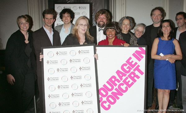 courageinconcert014.jpg