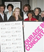 courageinconcert014.jpg