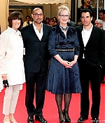 Filename=deauville2009prem027-004.jpg
Filesize=210KiB
Dimensions=560x550
Date added=Feb 01, 2013 deauville2009prem027-004.jpg