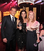 criticschoice2010inside008.jpg