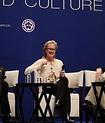 uschinaforum2011panel026.jpg