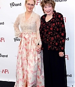 afi201202025-002.jpg